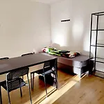 Beautiful Apartment With Terrace In Duesseldorf