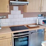 Beautiful Apartment With Terrace In Duesseldorf