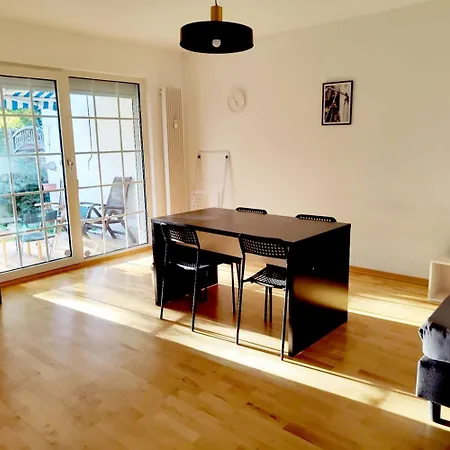 Beautiful With Terrace In Apartment *