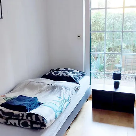 Apartment Beautiful With Terrace In